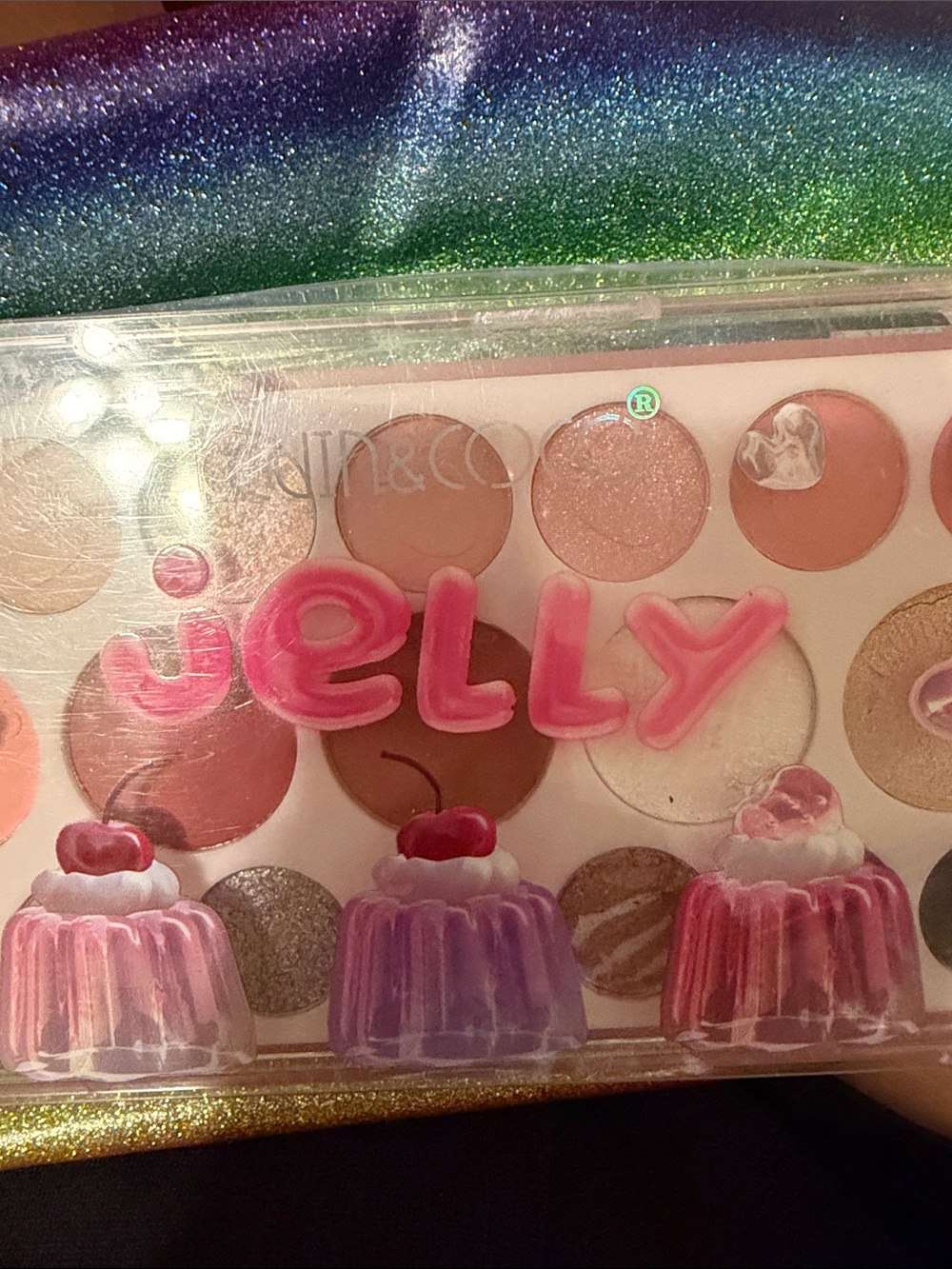 Rainbow cosmetic bag with Kevin and Coco jelly